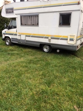                         Kamper Fendt Peugeot - zdjęcie 1
                        