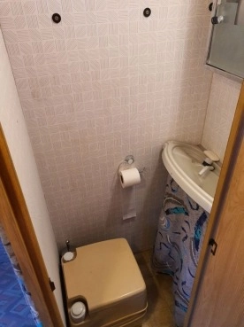                         Przyczepa kempingowa Beyerland Vitesse 400 CT - zdjęcie 5
                        