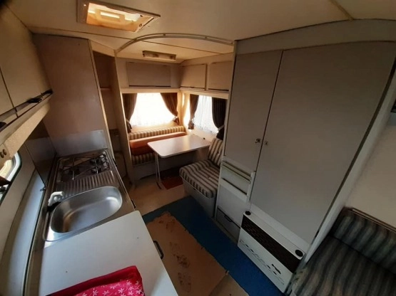                         Przyczepa Kempingowa ABI Beyerland 3-4 osobowa - zdjęcie 7
                        