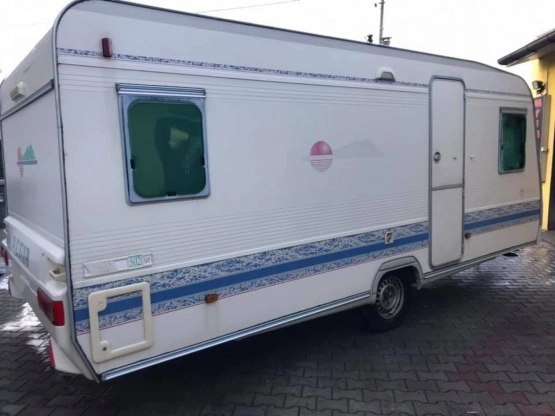                         Przyczepa Adria stan b. dobry - zdjęcie 9
                        