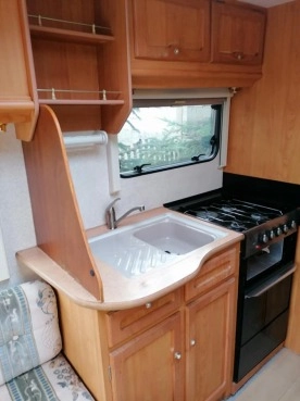                         Przyczepa Fleetwood Colchester 2001 r. - zdjęcie 13
                        