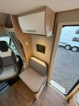                         Sunlight T68 Nowy Fiat Ducato 2.3 140 KM - zdjęcie 22
                        