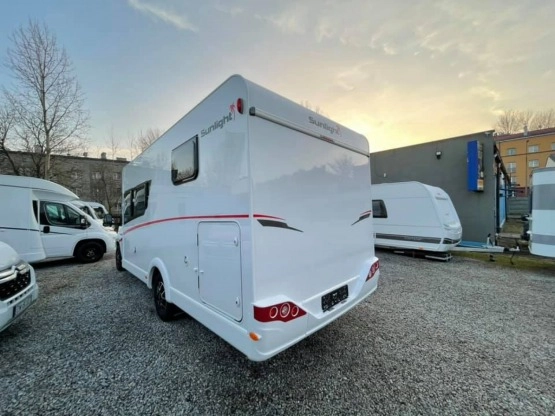                         Sunlight T68 Nowy Fiat Ducato 2.3 140 KM - zdjęcie 4
                        