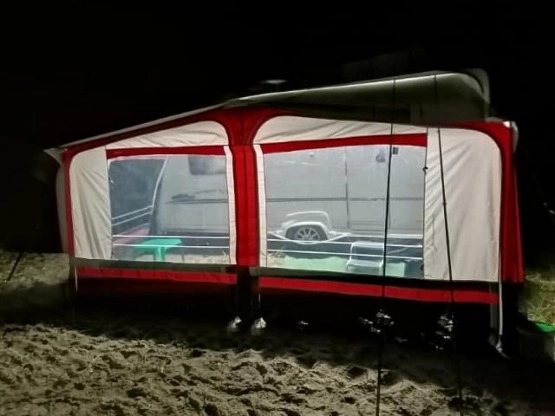                         Przyczepa kempingowa Sterling Topaz Eccles 2005 r. - zdjęcie 10
                        