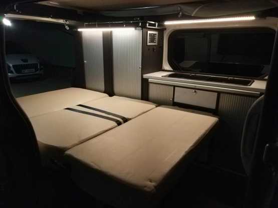                         Banimar Benivan 101 na Renault Trafic - zdjęcie 2
                        