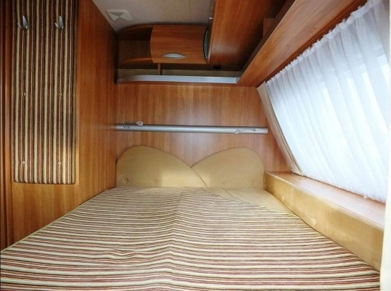                         Burstner Flipper 435 TS z 2007 r. - zdjęcie 12
                        