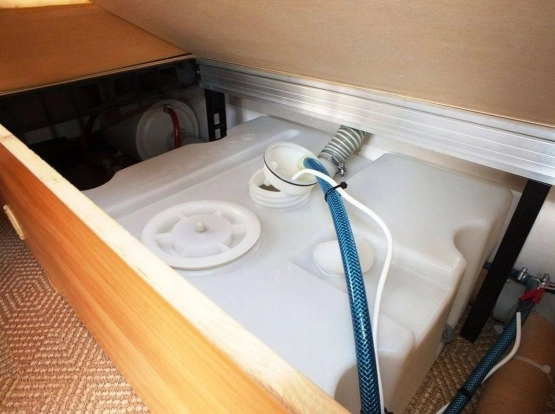                         Burstner Flipper 435 TS z 2007 r. - zdjęcie 4
                        