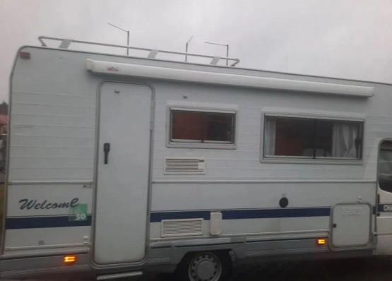                         Ford Chausson - zdjęcie 11
                        