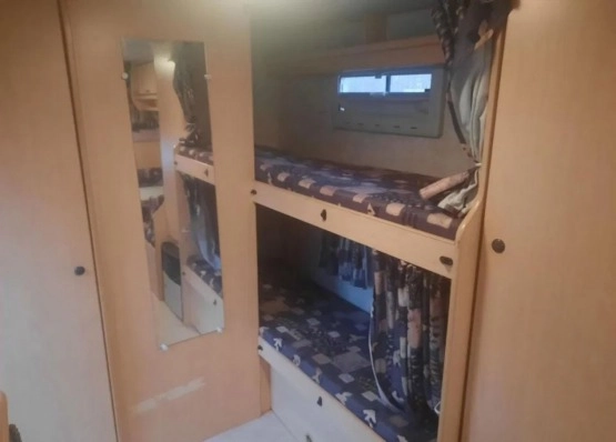                         Ford Chausson - zdjęcie 24
                        