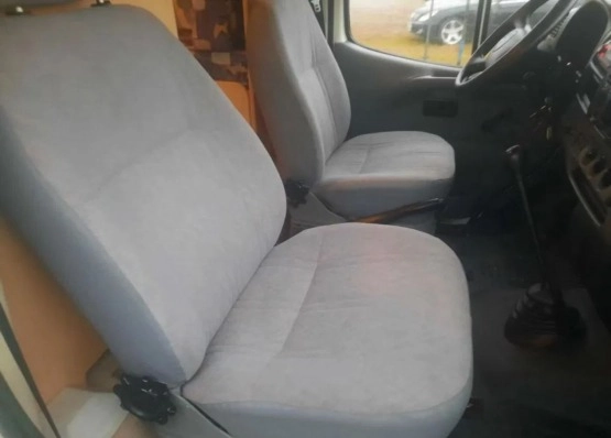                         Ford Chausson - zdjęcie 6
                        