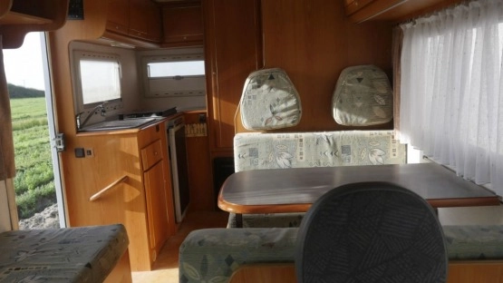                         Kamper PILOT First 80 (Ford) - zdjęcie 5
                        