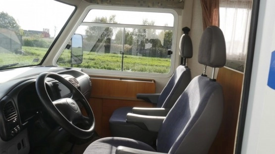                         Kamper PILOT First 80 (Ford) - zdjęcie 7
                        