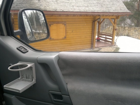                         Sprzedam Kamper VW T4 Karmann Karuso - zdjęcie 17
                        