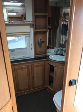                         Przyczepa kempingowa Compass Omega 524, 4/5 osobowa, zadbana, sucha - zdjęcie 19
                        