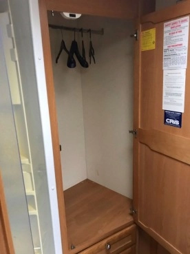                         Przyczepa kempingowa Compass Omega 524, 4/5 osobowa, zadbana, sucha - zdjęcie 24
                        