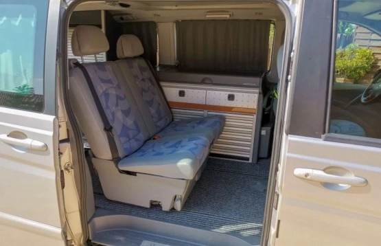                         Mercedes-Benz Viano - zdjęcie 18
                        
