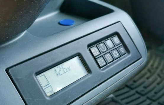                         Mercedes-Benz Viano - zdjęcie 22
                        