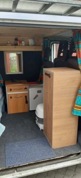                         Peugeot Boxer z 2001 r. CamperVan - zdjęcie 21
                        