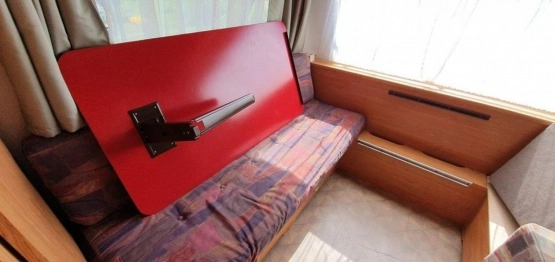                         Przyczepa Knaus SUDWIND 6504 z przedsionkiem - 1994 r. DMC 1300 kg - zdjęcie 22
                        