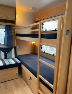                         Przyczepa Dethleffs Camper 510 - zdjęcie 12
                        
