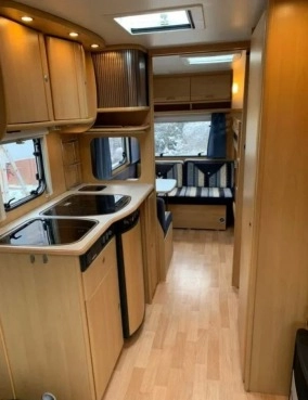                        Przyczepa Dethleffs Camper 510 - zdjęcie 4
                        