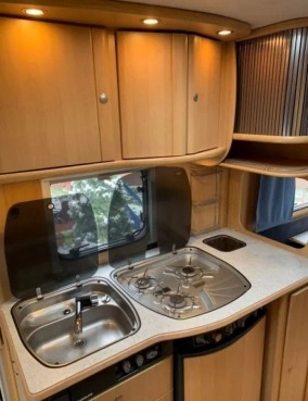                         Przyczepa Dethleffs Camper 510 - zdjęcie 5
                        