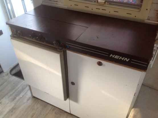                         Kamper doinwestowany - zdjęcie 5
                        