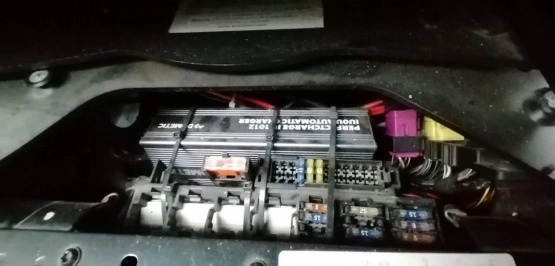                         Volkswagen T5 2011 rok - zdjęcie 25
                        