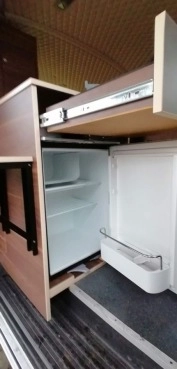                         Volkswagen T5 2011 rok - zdjęcie 26
                        