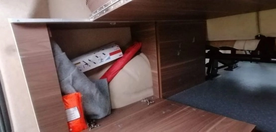                         Volkswagen T5 2011 rok - zdjęcie 9
                        