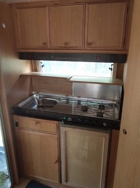                         Sprzedam przyczepę kempingowa T.E.C. - zdjęcie 5
                        