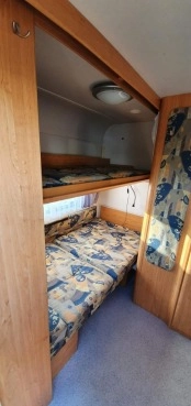                         Knaus 400 2000 r. - zdjęcie 10
                        