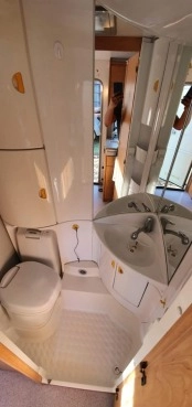                         Knaus 400 2000 r. - zdjęcie 11
                        