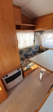                         Knaus 400 2000 r. - zdjęcie 20
                        