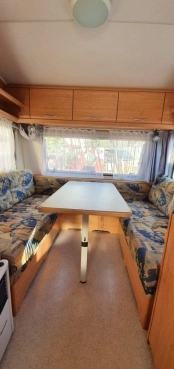                         Knaus 400 2000 r. - zdjęcie 6
                        