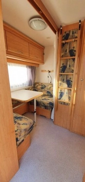                         Knaus 400 2000 r. - zdjęcie 8
                        