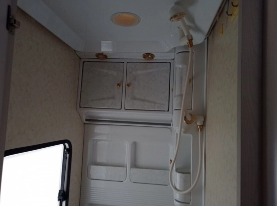                         Hobby Excellent 495 z 1997 r. - zdjęcie 5
                        