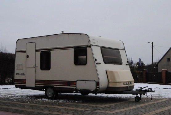                         Burstner Club 420 z 1986 r. - zdjęcie 1
                        