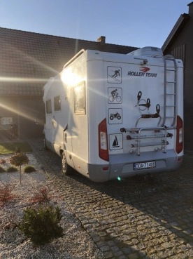                         Doinwestowany Kamper Fiat Ducato 3.0 diesel - zdjęcie 2
                        