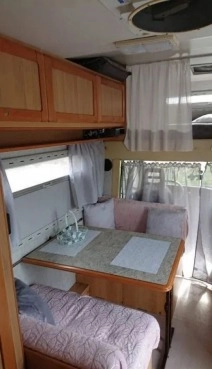                         Kamper Fiat Ducato z 1997 r. - zdjęcie 9
                        