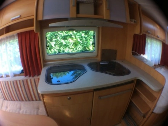                         Sprzedam przyczepę kempingową TEC  TE 490 K Travel King - zdjęcie 2
                        