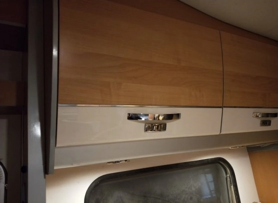                         Knaus Sun TR duża alkowa 3,0L olbrzymi garaż, 6 osób 2007 rok AlKo - zdjęcie 12
                        