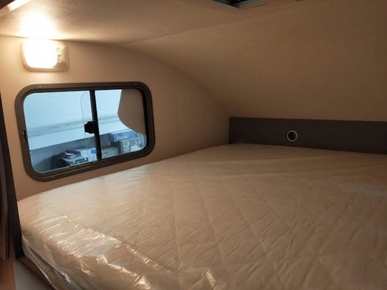                         Knaus Sun TR duża alkowa 3,0L olbrzymi garaż, 6 osób 2007 rok AlKo - zdjęcie 4
                        