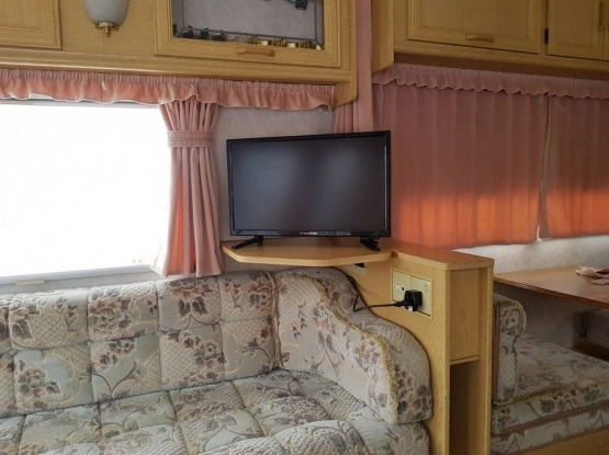                         Bailey Pageant Souvreign - zdjęcie 13
                        