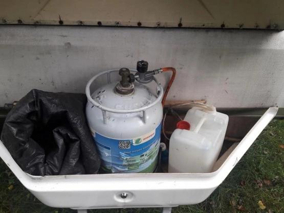                         Adria z 1987 r. - zdjęcie 8
                        