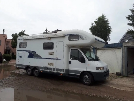                         Kamper Fiat Ducato Niesmann+Bischoff Flair - zdjęcie 1
                        