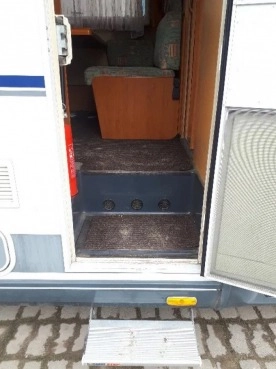                         Kamper Fiat Ducato Niesmann+Bischoff Flair - zdjęcie 8
                        
