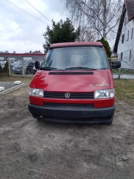                         VW T4 California Kamper 2.0 benzyna - zdjęcie 11
                        