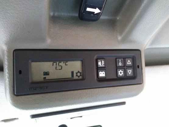                         VW T4 California Kamper 2.0 benzyna - zdjęcie 2
                        