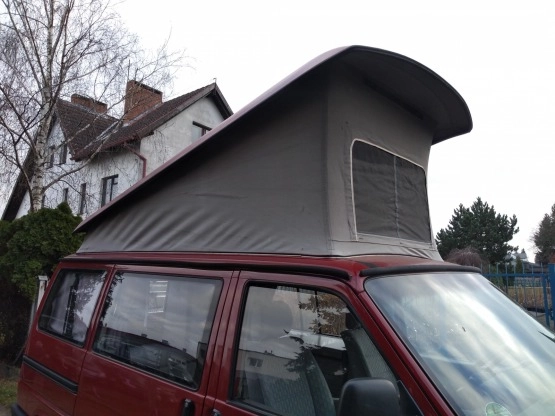                         VW T4 California Kamper 2.0 benzyna - zdjęcie 4
                        